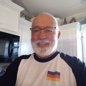 Meet your Posher, Larry